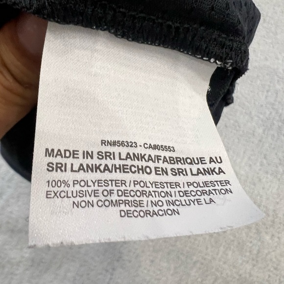 Nike women’s solid mesh backless Dri fit T-shirt. black/ size med - Picture 3 of 7